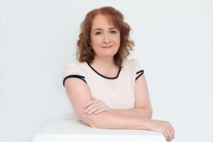 Read more about the article Haffner Orsolya: Egy izgalmas, letehetetlen történetet szerettem volna írni